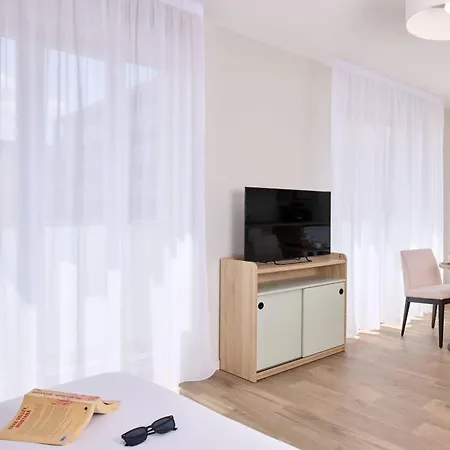 Quality - Saint-thomas 公寓式酒店 3*