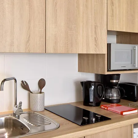 Quality - Saint-thomas 3* Reims